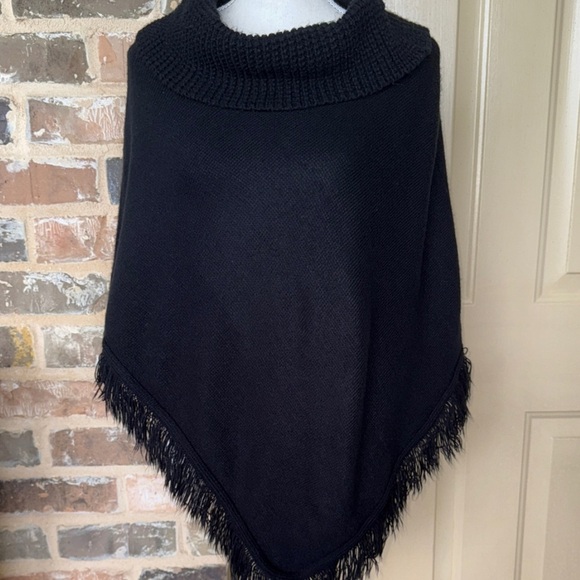 A.L.C. Black Statement Fringed Sweater Knit Funnel Turtleneck Poncho Cape OS - Picture 9 of 9